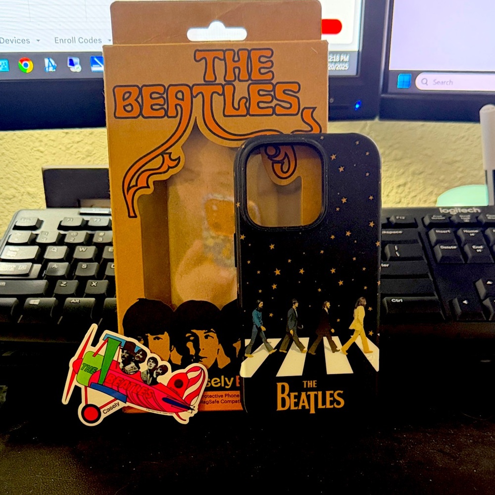 The Beatles Black and Gold iPhone 16 Pro Case Brand New